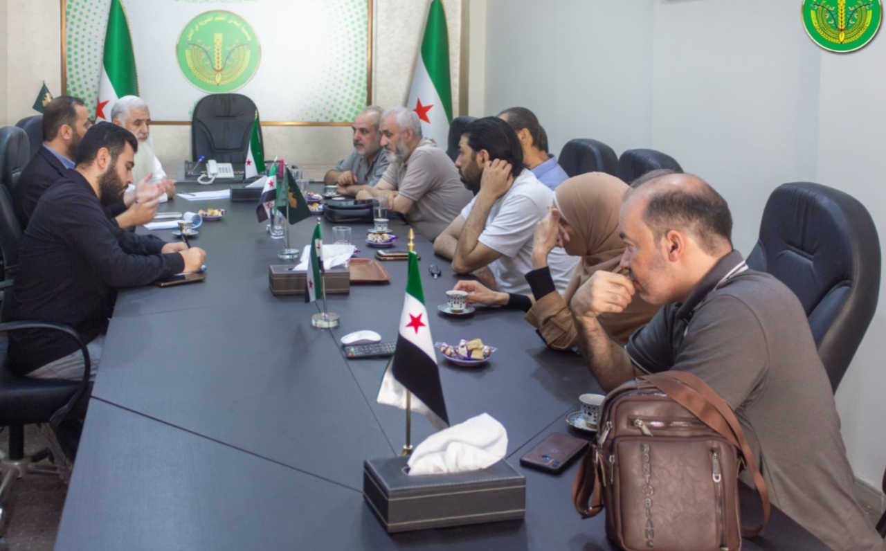 اجتماع بين مجلس إدارة جمعية إنعاش الفقير الخيرية وشعبة الهلال الأحمر العربي السوري